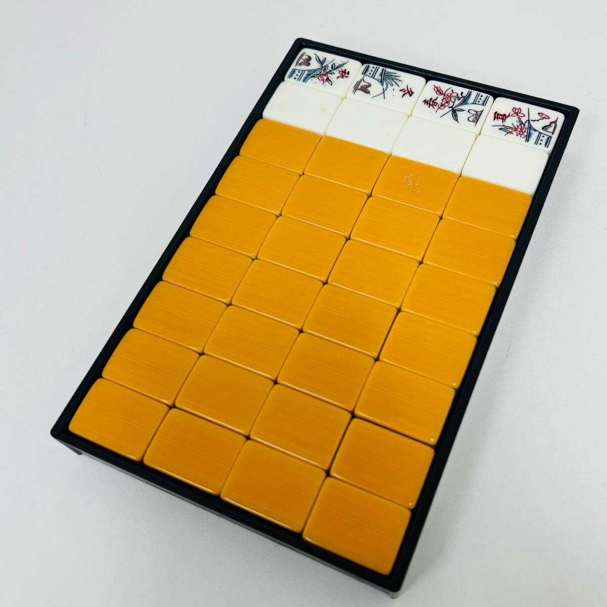 任天堂 麻雀牌 役満 セット 収納ケース付き 任天堂 役満 麻雀牌 希少