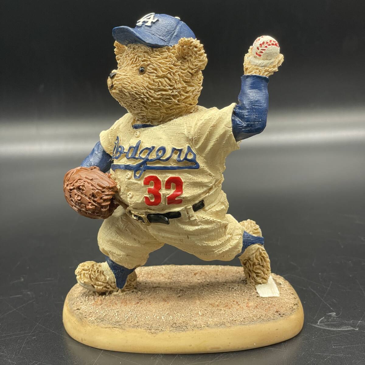 クーパーズタウン ドジャース Dodgers ベア フィギュア 大谷翔平 記念品 激レア！】クーパーズタウン ドジャース Dodgers ベア Cooperstown