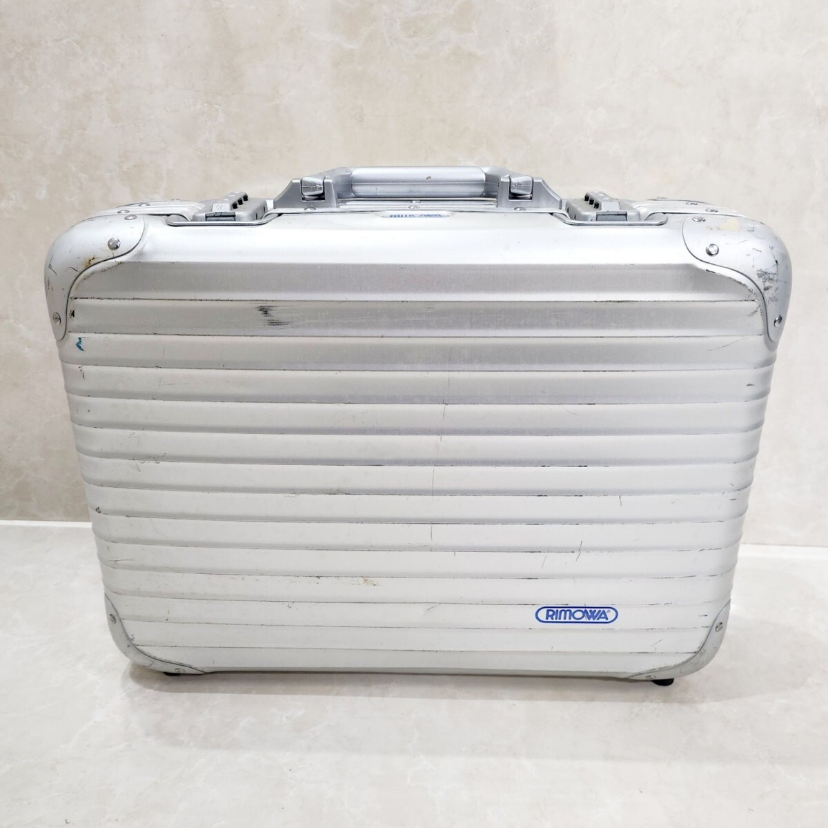 RIMOWA TOPAS リモワ トパーズ アタッシュケース 928.14 22L前後