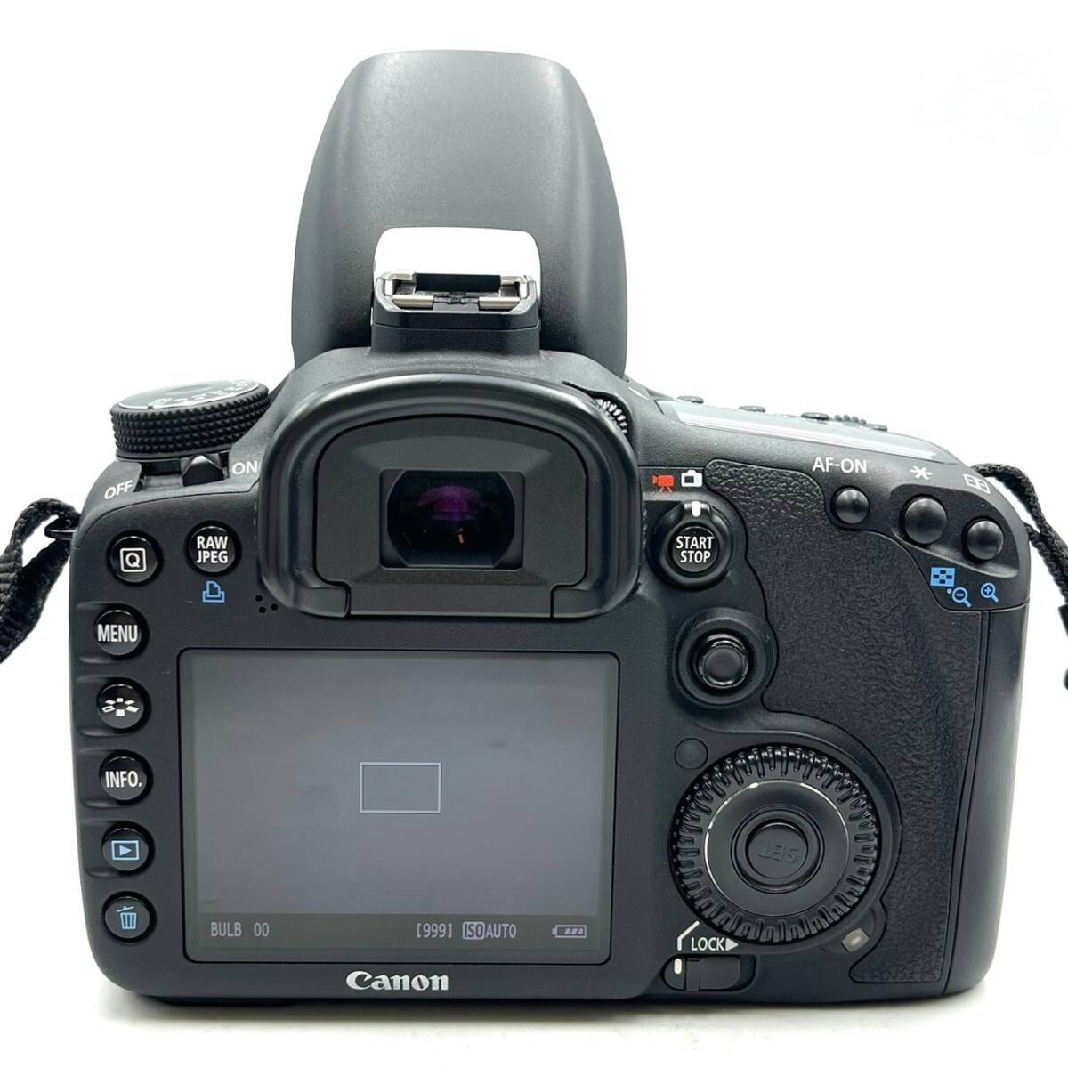 BAd133I 80 箱付き Canon DS126251 EOS 7D イオス デジタル一眼レフ 