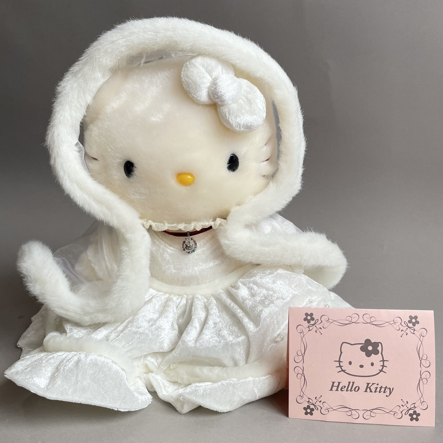 MS2211 コレクター放出品 レア 600体限定 キティ 12ヶ月誕生石入りペンダント付き ぬいぐるみ 全高:約28cm シリアルNo.507/600 