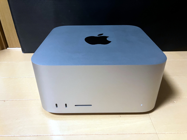 Apple Mac Studio M1 Max / 32GB / SSD 1TB 2022 CTO モデル です。