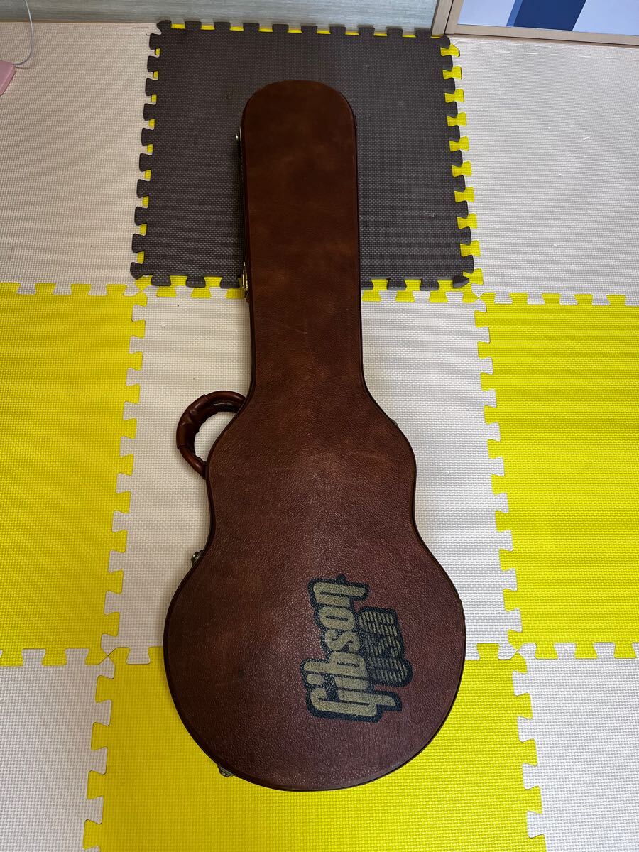 Gibson USA レスポール用ハードケース　カナダ製　中古良好 Gibson USA レスポール用ハードケース カナダ製 中古良好 SG ギブソン