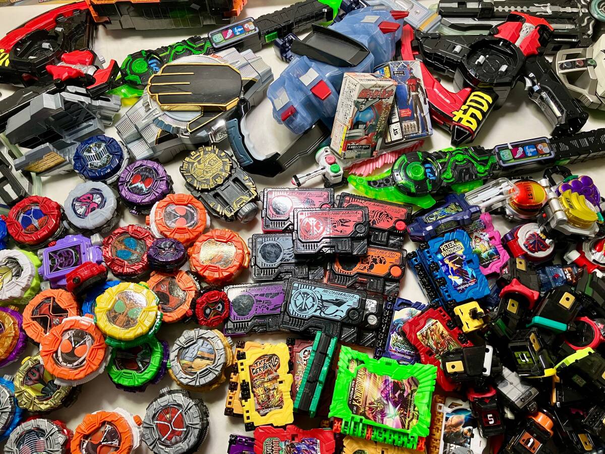 ☆ 仮面ライダー グッツ まとめ売り フォーゼ ジオウ ゴースト 鎧武 
