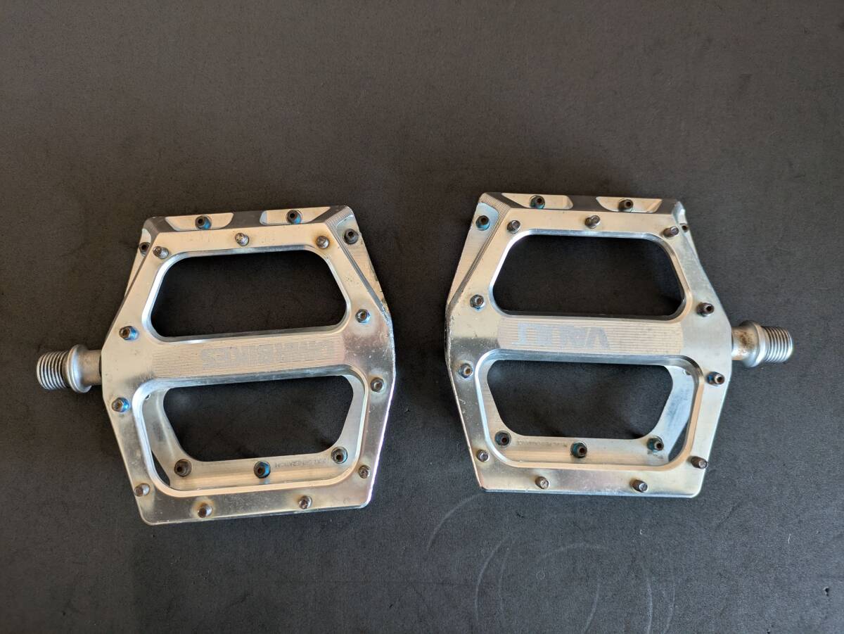 【中古】DMR VAULT フラットペダル_2