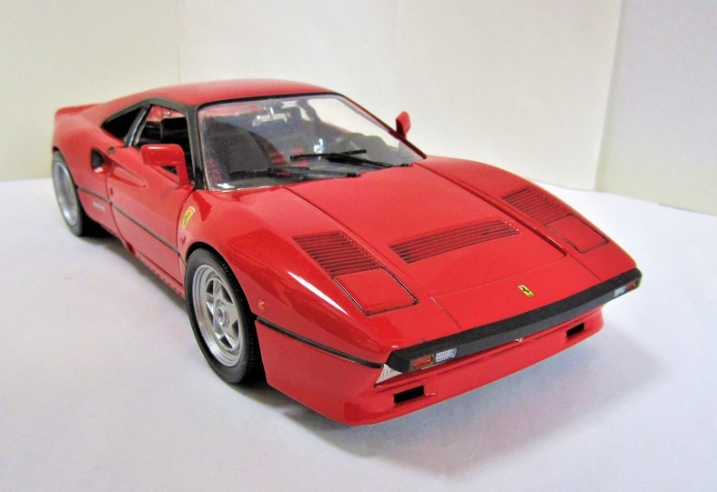 288GTO フェラーリ 1/18 ホットウィール_1