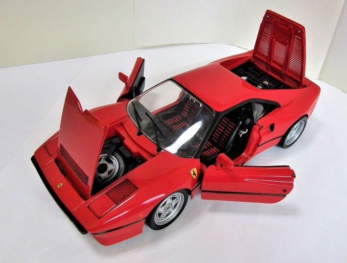 288GTO フェラーリ 1/18 ホットウィール_6