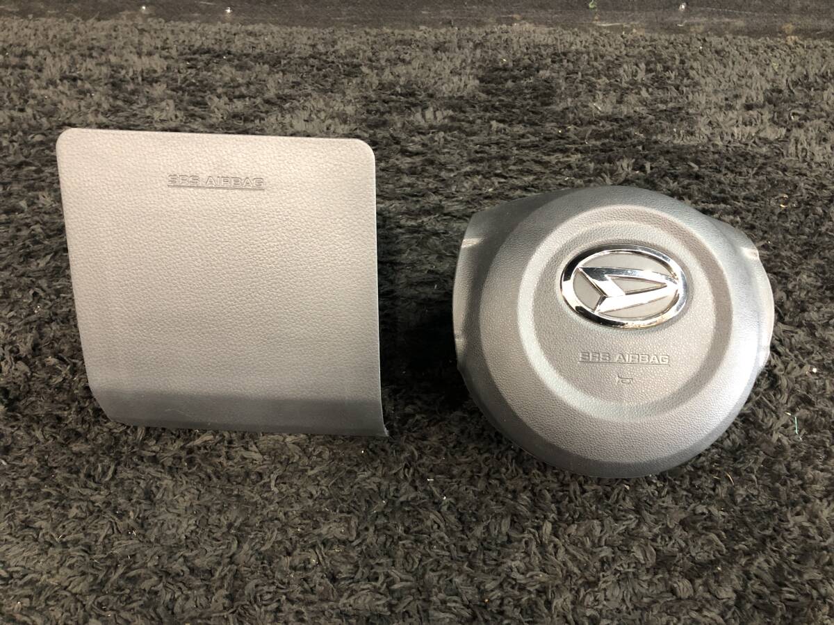 ウェイク エアバッグカバー LA700S インフレーター欠品 ホーンパッド 運転席 助手席 843677_1