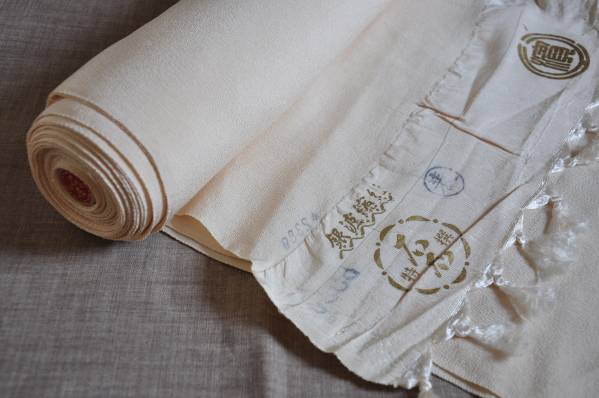 浜ちりめん 白 反物 正絹 1反 古布 縮緬 細工 染色 E392 反物⁄生地