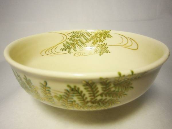 抹茶茶碗　馬盥　忍草　福本未來作　新品　桐箱お買い得価格です