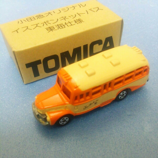 トミカ ボンネットバス No.6 いすゞ - 1⁄110 ミニカー 神奈川中央交通
