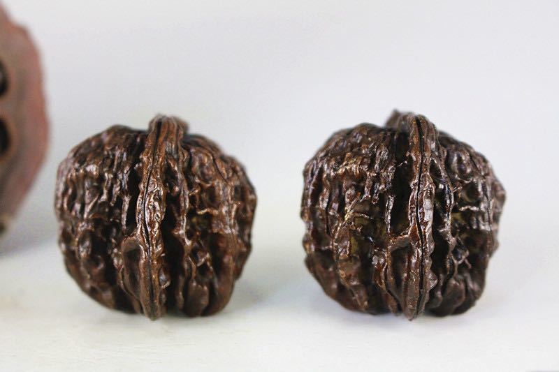 極美古銅煎茶道具 質感 細工実心実感銅クルミ置物2点セット　高級　上品　文玩　文鎮_2