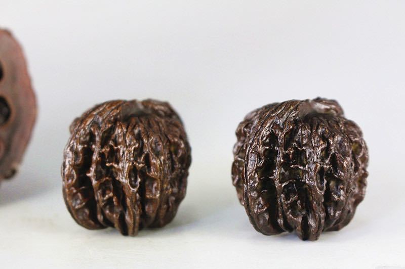 極美古銅煎茶道具 質感 細工実心実感銅クルミ置物2点セット　高級　上品　文玩　文鎮_3