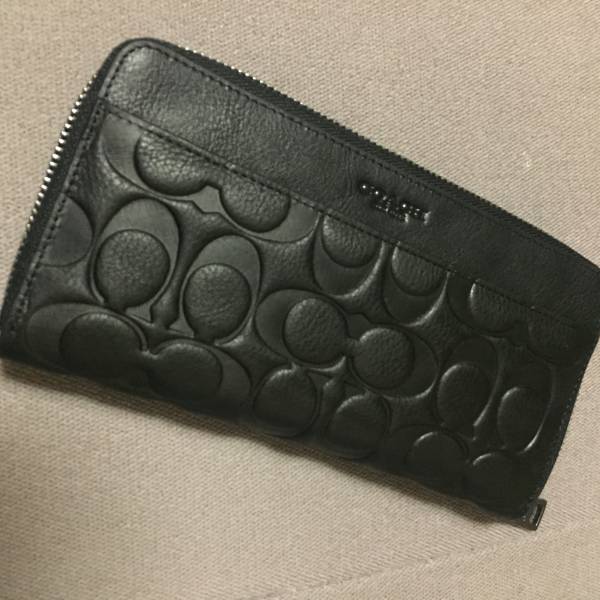 コーチ 長財布 シグネチャー柄 黒 レザー 美中古 ファッション 服飾