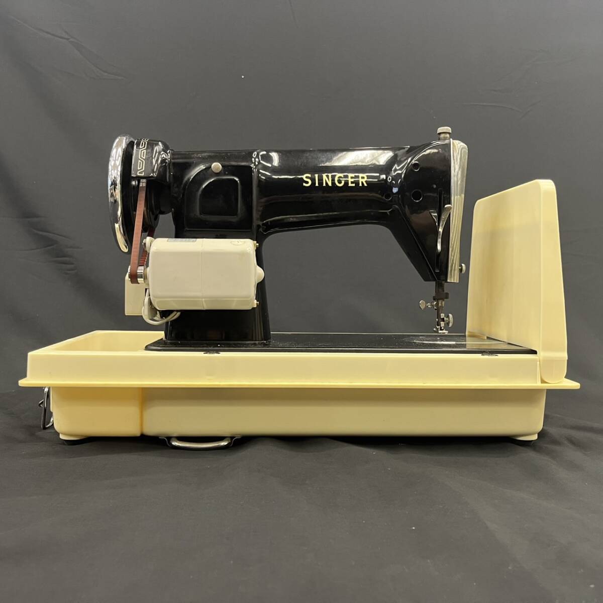 25横/A067560-1/IT3000/H052-201/　SINGER　ミシン　191U 　シンガー　フットペダル付き　アンティーク_5