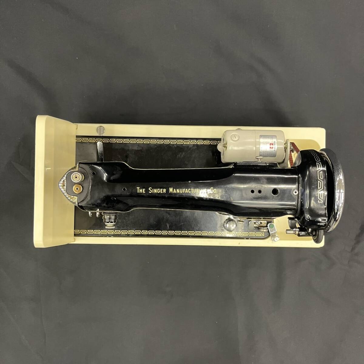 25横/A067560-1/IT3000/H052-201/　SINGER　ミシン　191U 　シンガー　フットペダル付き　アンティーク_7