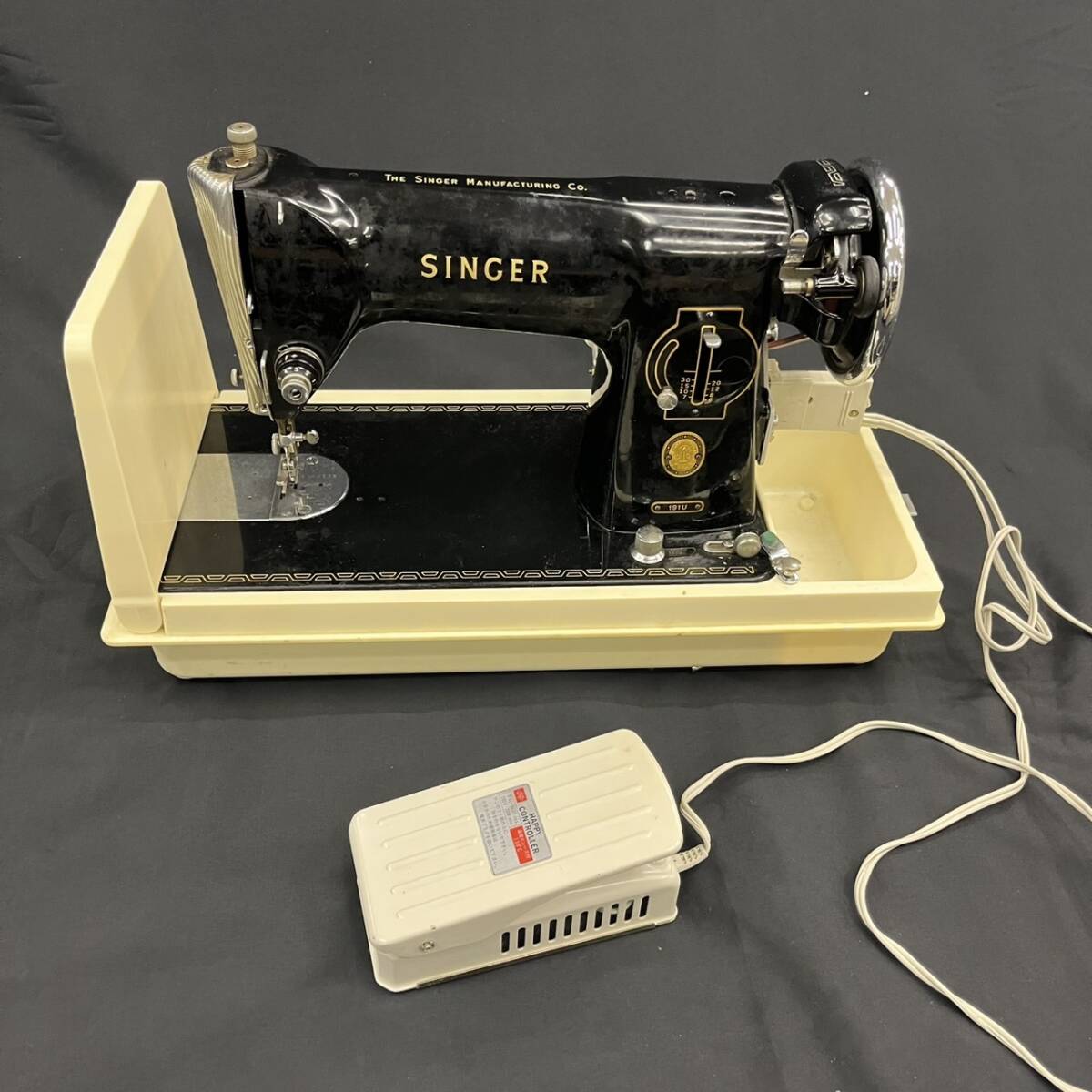 25横/A067560-1/IT3000/H052-201/　SINGER　ミシン　191U 　シンガー　フットペダル付き　アンティーク_8
