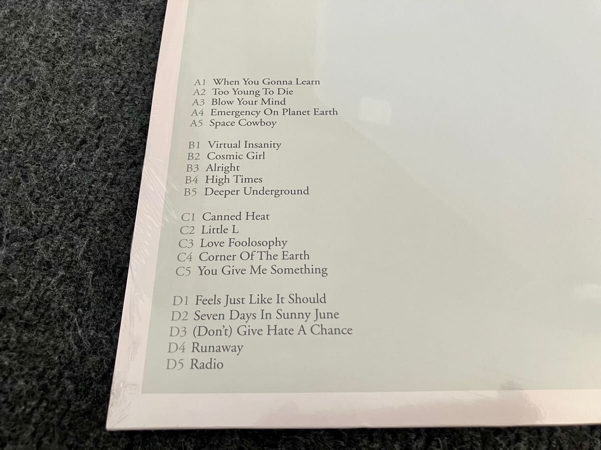 レア未開封デッドストックシールド ベストアルバム 2LP 見開き