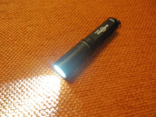 シュアファイア　SUREFIRE　タイタン　TITAN　本体のみ