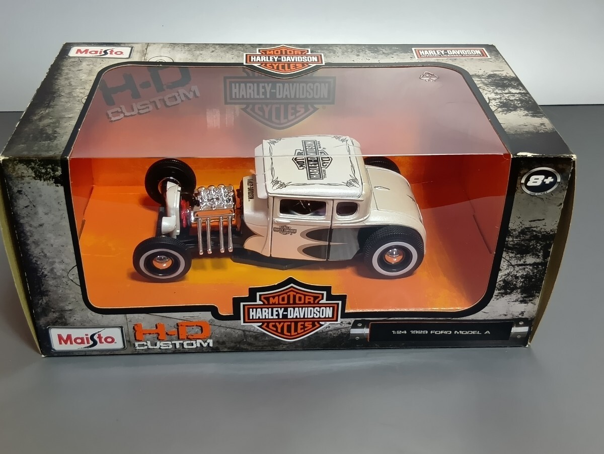 絶版希少 1/24 ハーレーダビッドソン 1929 フォード モデルA ホット