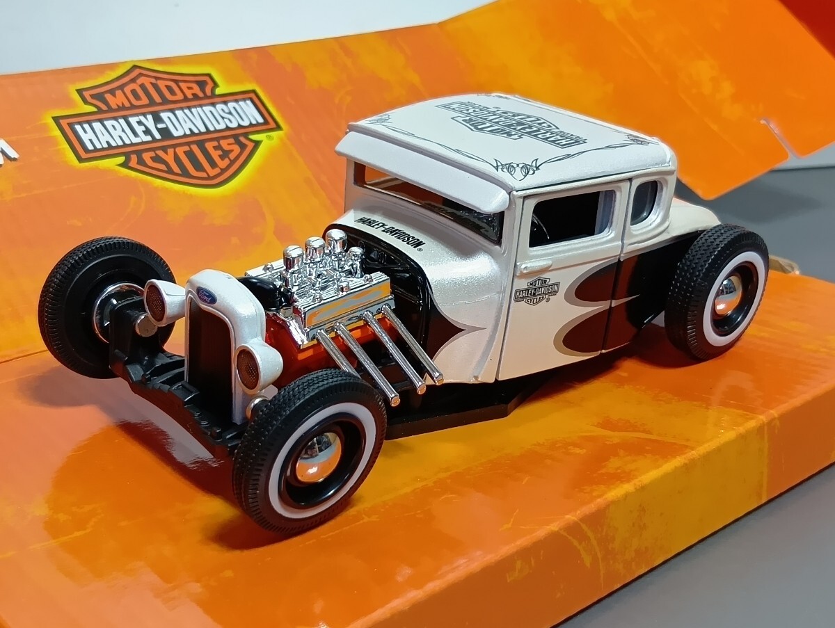 絶版希少 1/24 ハーレーダビッドソン 1929 フォード モデルA ホット