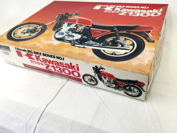1/8 カワサキ Z1300 童友社 プラモデル