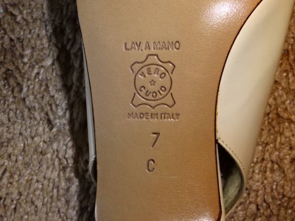 13 未使用 ボッテガ・ヴェネタ バックストラップパンプス　