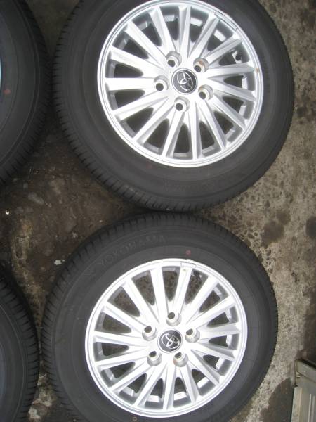 １５インチ　ヴォクシー・ノア純正　ホイール　４本　新車外し