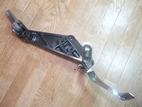 ♪XJR400R☆ブレーキ側ステップ良品で綺麗♪ ♪ZRX400