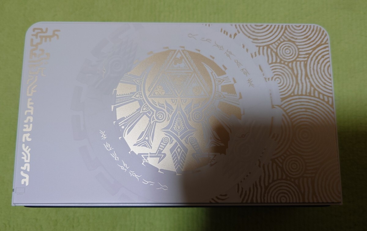 ニンテンドースイッチ、ゼルダの伝説　ティアーズオブキングダム　有機ELモデル 本体、プロコンなど 新品同様_10