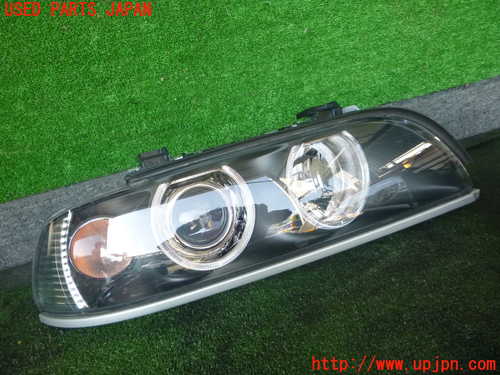 1UPJ-22431130]BMW525i(DM25 E39)Mスポーツ 右ヘッドライト HID