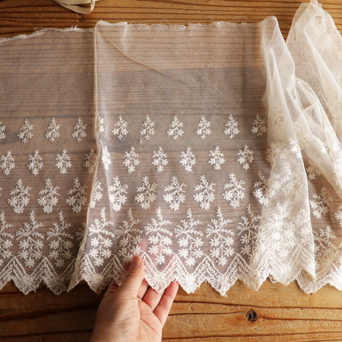 635】フランス アンティーク 手刺繍 チュールレース 1900年代初頭
