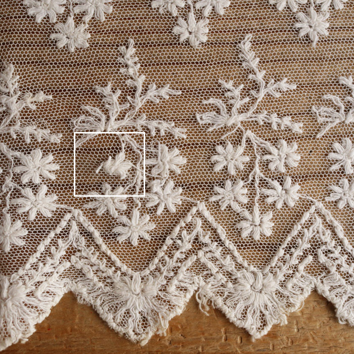 635】フランス アンティーク 手刺繍 チュールレース 1900年代初頭