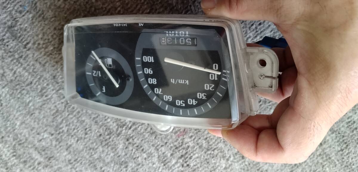 【全国送料無料】アドレスV100　CE13A メーター_3