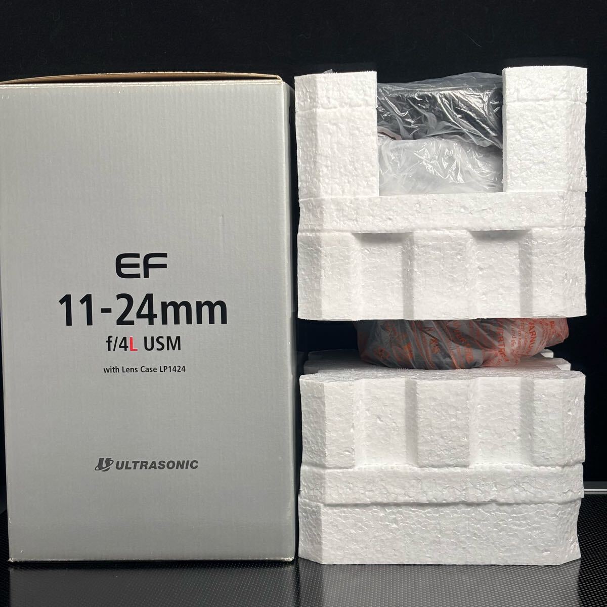 極美品 Canon EF11.24mm f4L USM EF1124f4L 超広角レンズ レンズカバー 純正ポーチ付属 箱付き キヤノン L_6