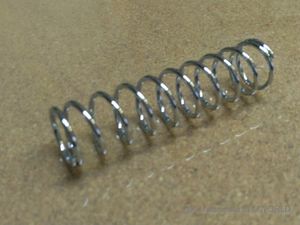 ★即決　新品 　バネ　 テンションスプリング 　バドンミントン用　ガット張り機械専用　