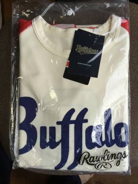 近鉄のレブリカユニフォーム未開封　Lサイズ　背番号8