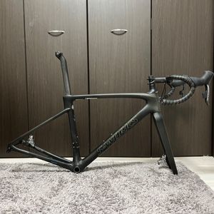 スペシャライズド SPECIALIZED エスワークス ルーベ S-WORKS ROUBAIX RED e-tap 油圧 202
