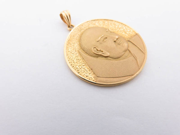 1円 K18YG 日蓮大聖人 ペンダント トップ HG953