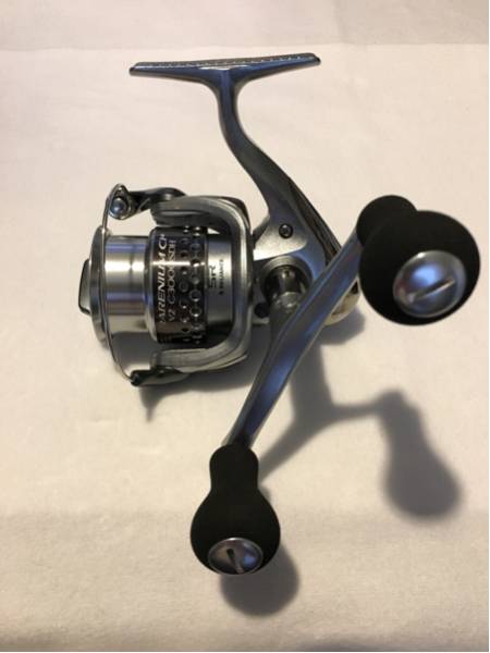 美品 シマノ RARENIUM CI4 V2 C3000SDH スペアスプール付き シマノ