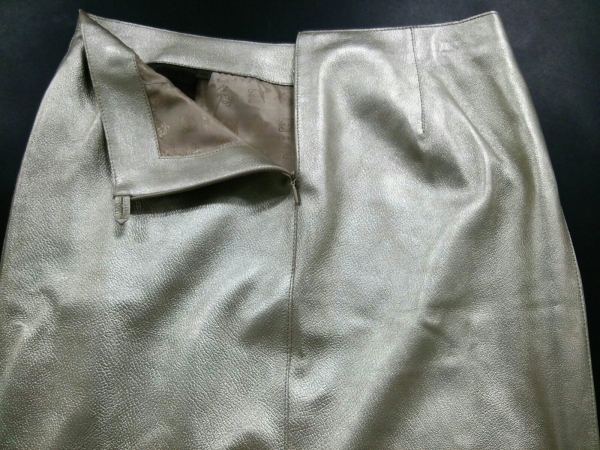 ロエベ スカート 40 レディース 美品 シャンパンゴールド レザー