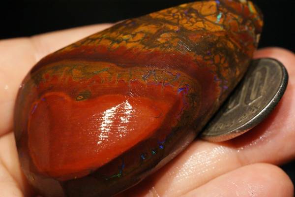 [Star★]大きめRUB 蛍光ライン遊色 ボルダーオパール 310ct 動有