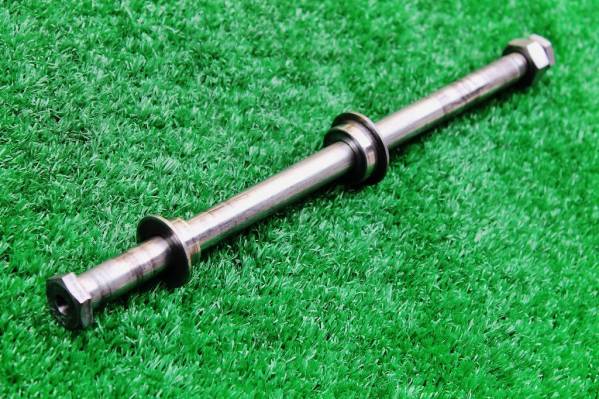 YAMAHA TDR250 リアアクスルシャフト ☆2YK used 50605
