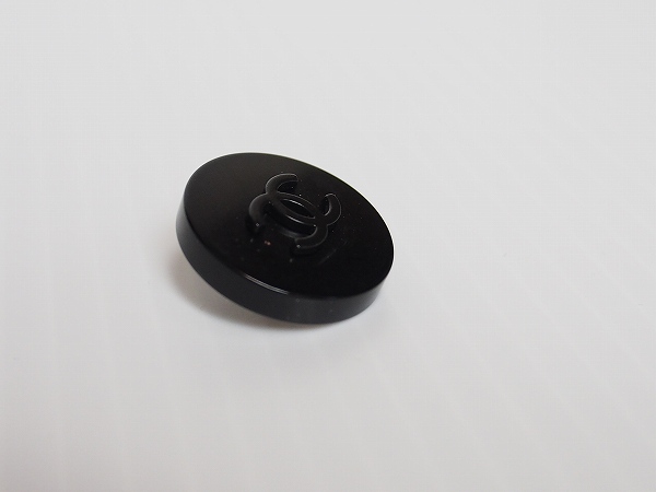 シャネル CHANEL 黒COCOマーク ロゴ入り ボタン 6個 412111