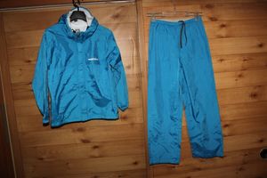美品　140㎝　モンベル mont-bell　レインスーツ　雨具　カッパ上下セット　送料無料
