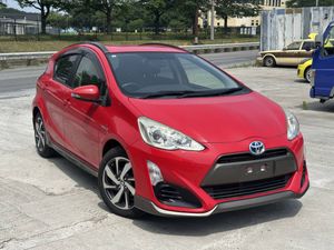 アクア 車検2年！低燃費の王様！希少グレード！ X-アーバン ナビテレビ ETC トヨタ コン