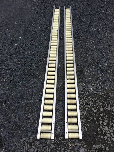 TSポリコン アルミ ローラーコンベア　３ｍ×2本 中古