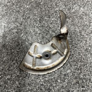 ジムニー JB23 触媒　カバー　遮熱板　5型