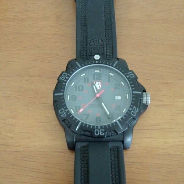 LUMINOX 腕時計(クォーツ) 200m防水 電池切れジャンク品 LUMINOX 