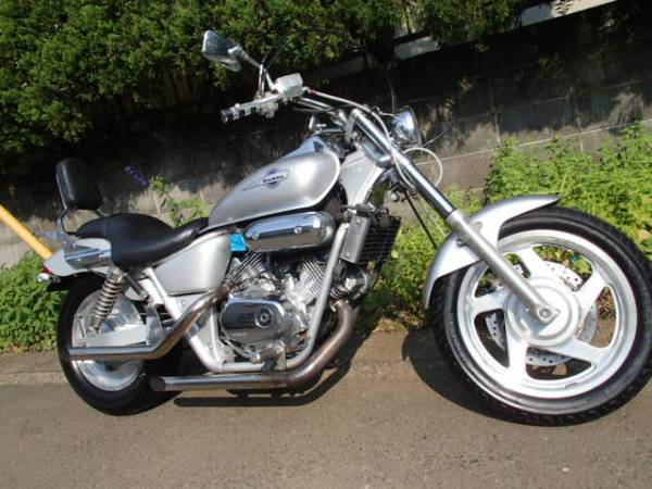 格安即決マグナ250 アメリカンカスタムV型 オートバイ車体 126cc-250cc